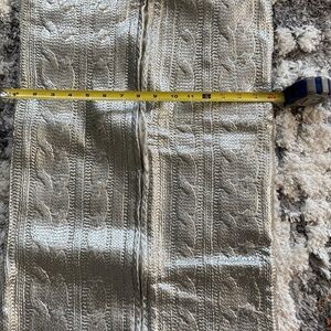 AKIRA Metallic Silver Cable Knit Skirt XL runs small.